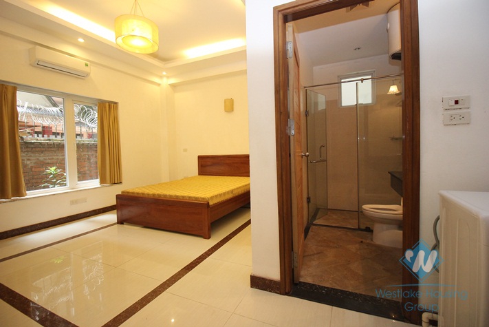 Spacious three bed apartment for rent on Westlake side